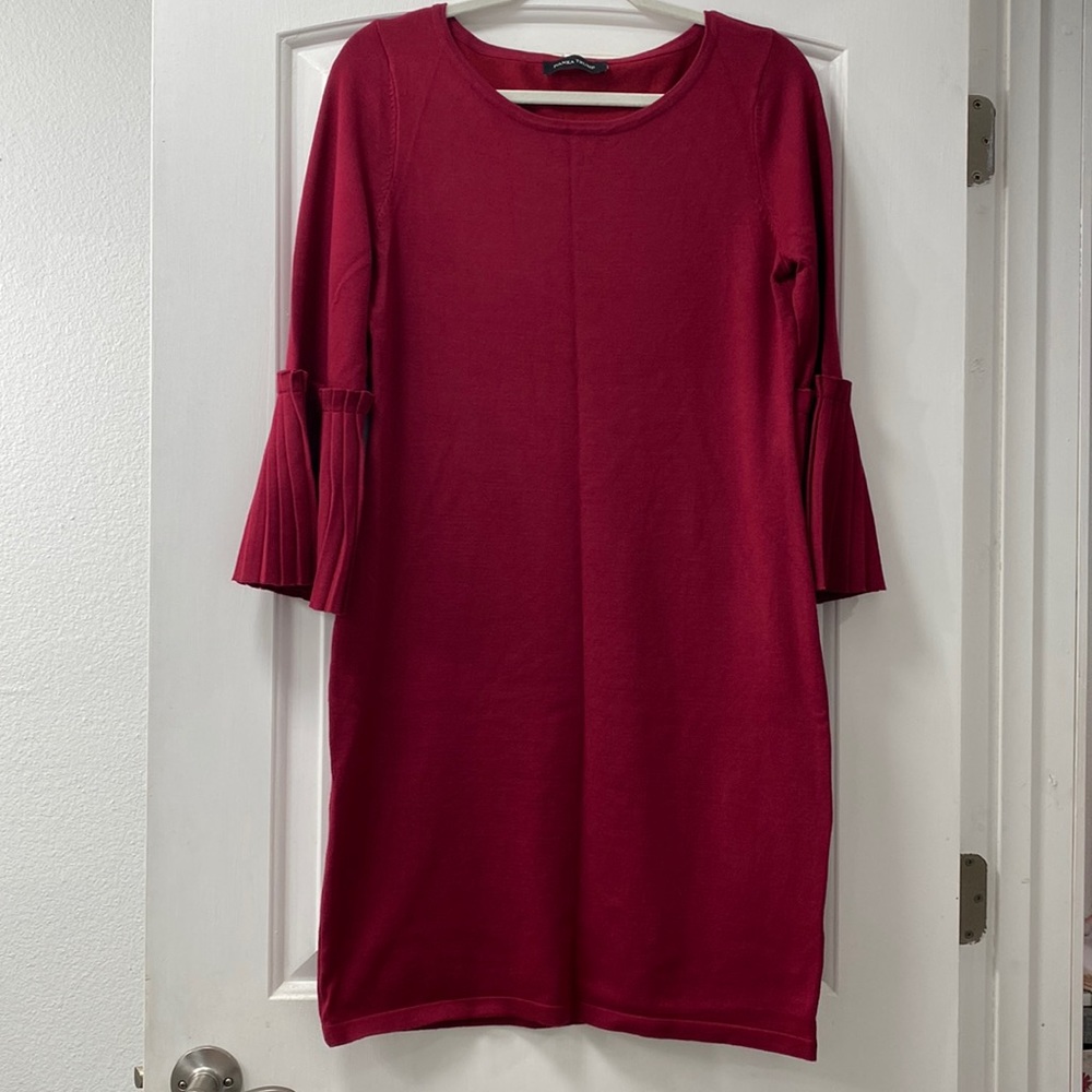 Ivanka Trump burgundy dress (C78)